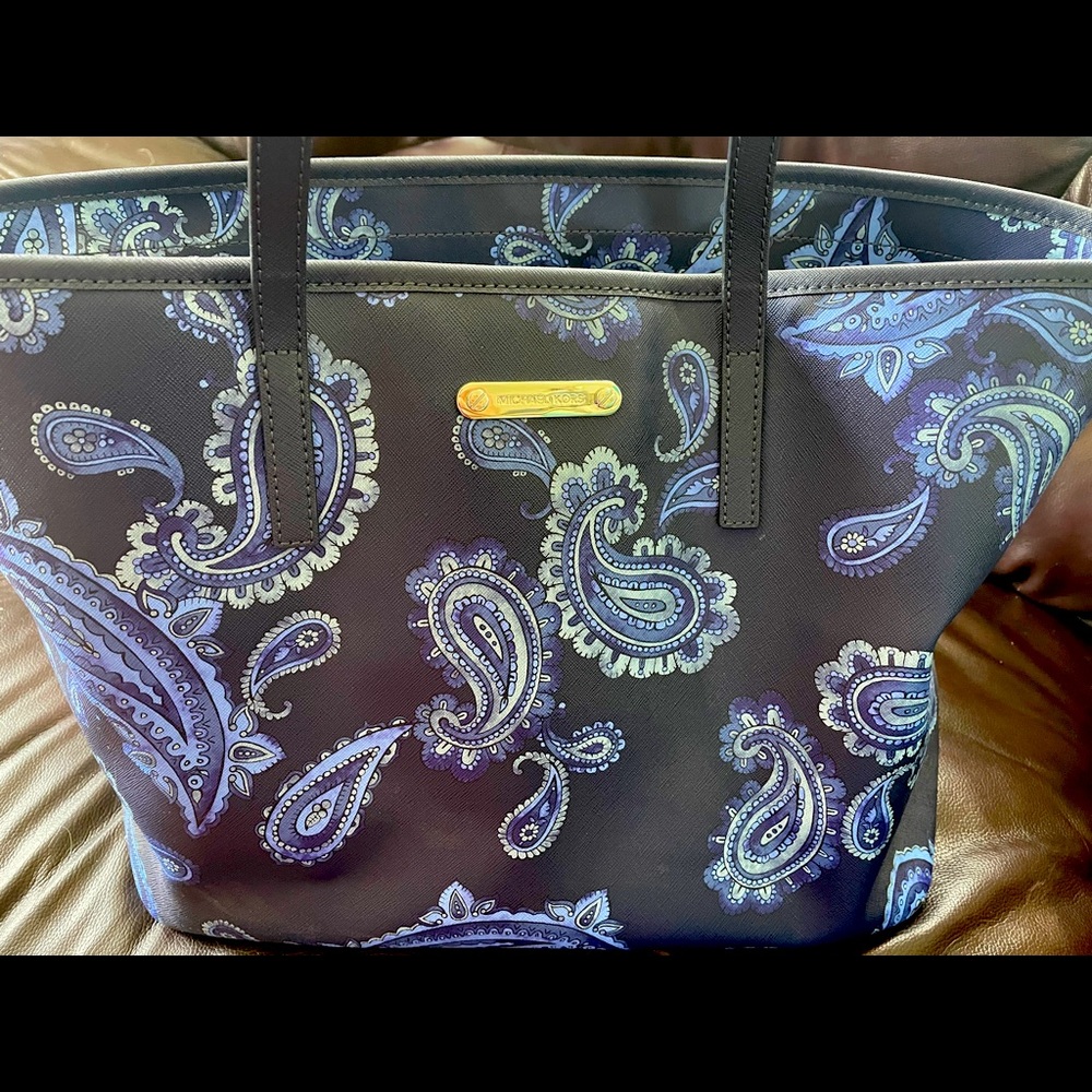 Michael Kors Emry Tote Bag